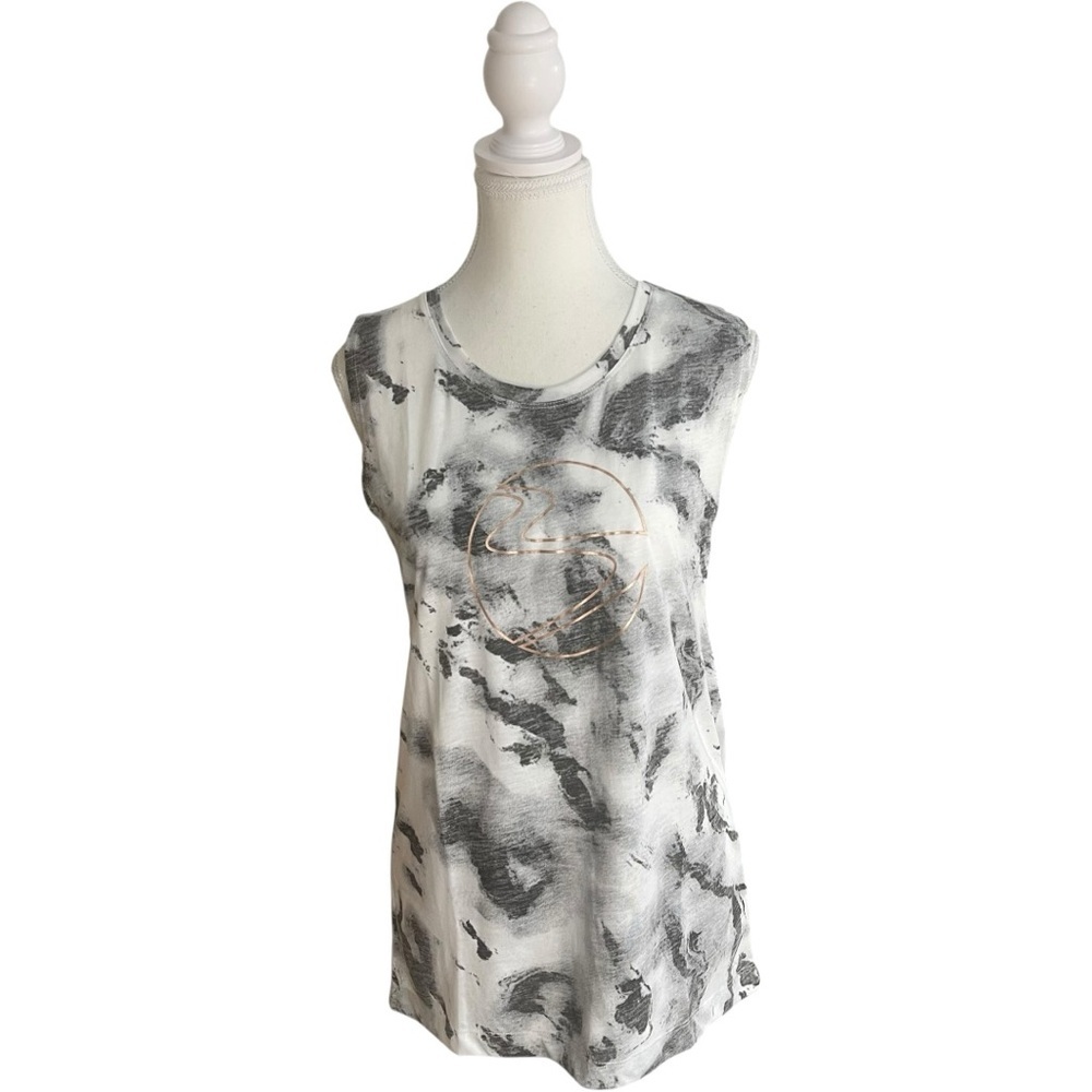 Beachbody Fushion Muscle Active Tank White Gray